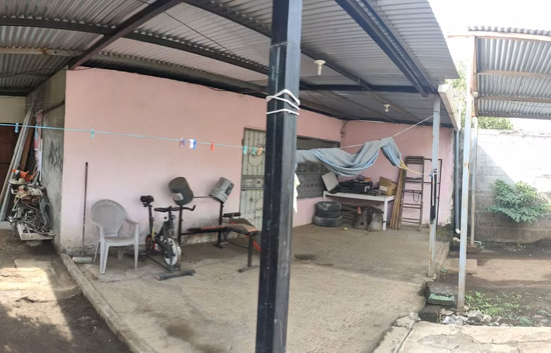 Vendo casa a muy buen precio distrito 7 managua - Imagen 4