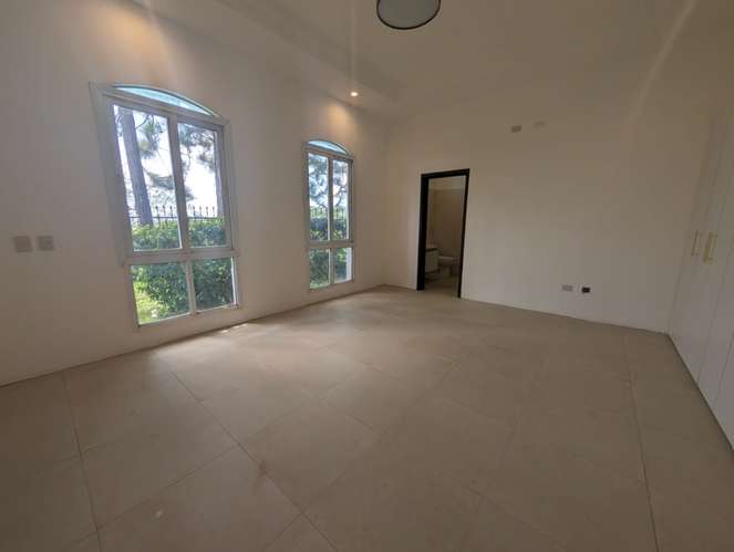 Venta de Casa en Villa Fontana 