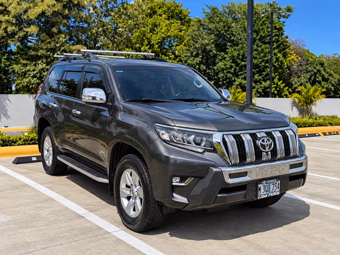 Prado 2019 con Sunroof Automatica - Imagen 2
