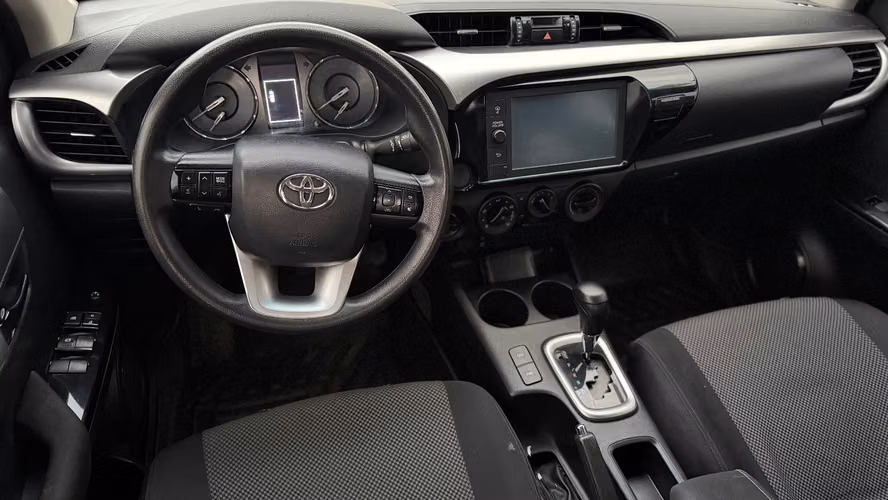 Hilux 2023 Automatica - Imagen 4