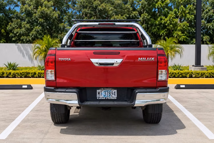 Hilux 2023 Automatica - Imagen 2