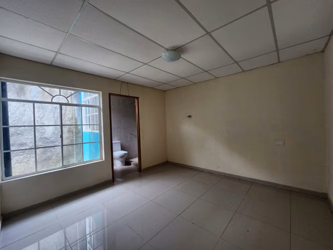 CARRETERA SUR. BONITA CASA OFICINA Y/O VIVIENDA EN ALQUILER - Imagen 13