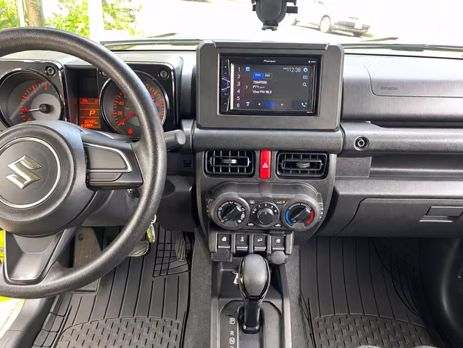 Suzuki Jimny 2023 | Automático 4x4 | Único dueño - Imagen 8