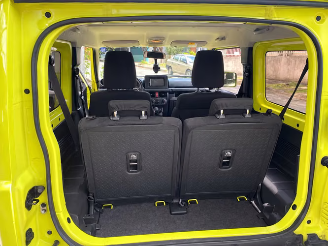 Suzuki Jimny 2023 | Automático 4x4 | Único dueño - Imagen 9