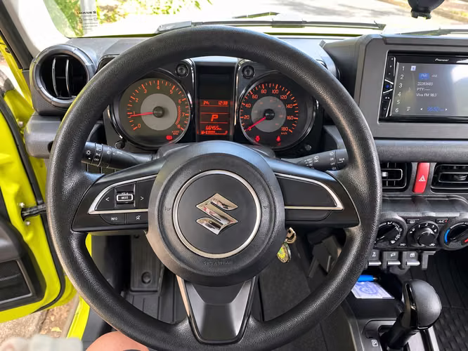 Suzuki Jimny 2023 | Automático 4x4 | Único dueño - Imagen 7