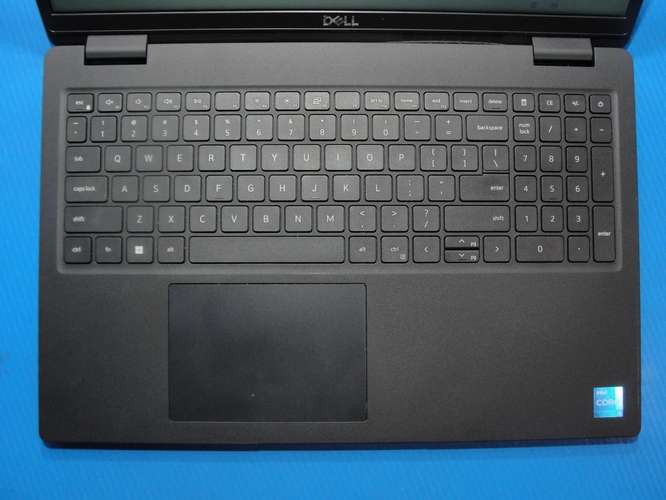 Laptop Dell Latitude 3520 | Core i5 11va Gen | 8GB RAM | SSD 256GB | Windows 11 | Computadora portátil - Imagen 3