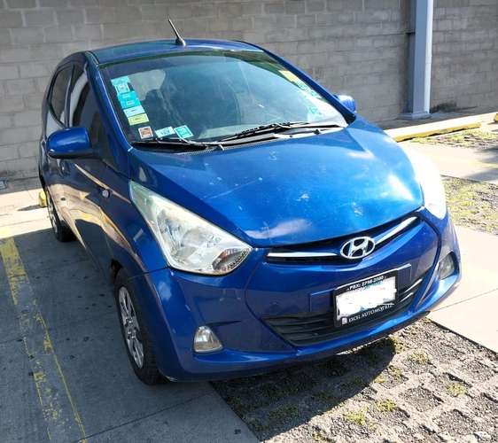 SE VENDE HYUNDAI EON AÑO 2018 - COLOR AZUL - ÚNICO DUEÑO