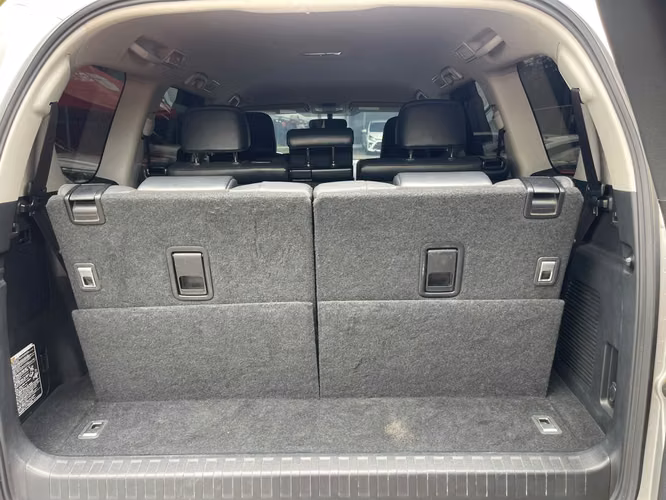 TOYOTA PRADO TXL AUTOMÁTICA AÑO 2024 - Imagen 9