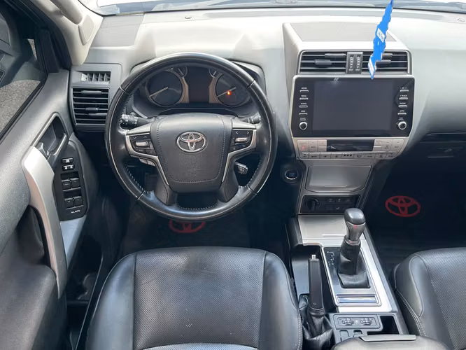 TOYOTA PRADO TXL AUTOMÁTICA AÑO 2024 - Imagen 7
