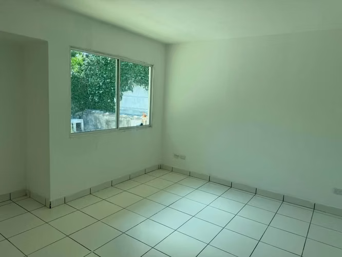 CASA EN RENTA CARRETERA A MASAYA - Residencial Las Palmeras US$600/MES - Imagen 4