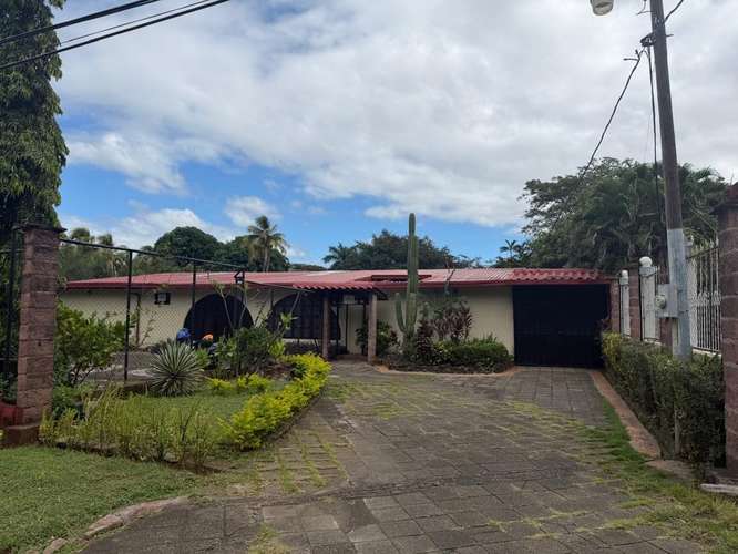  CASA EN VENTA EN Satélite de Asososca | US$210,000 - Imagen 6