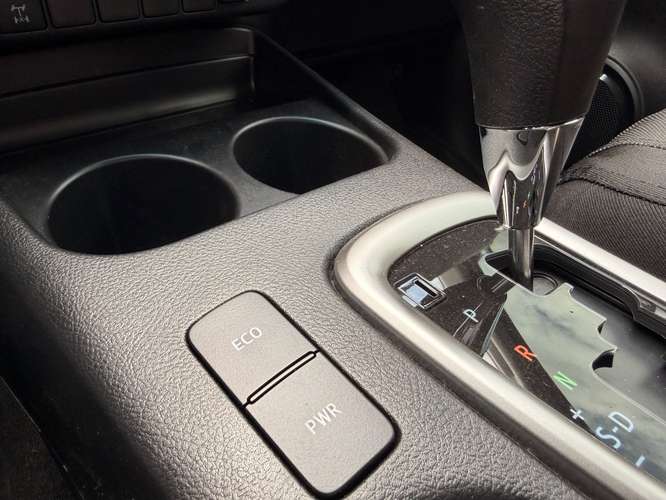 TOYOTA HILUX AUTOMÁTICA 