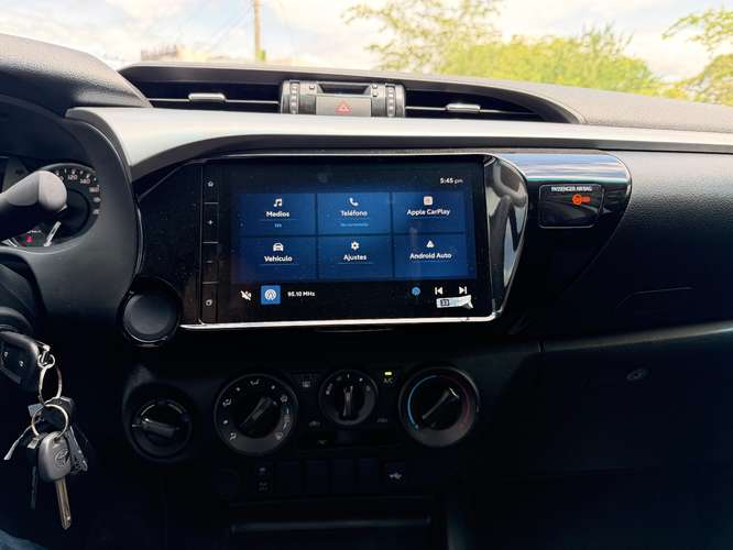 TOYOTA HILUX AUTOMÁTICA 