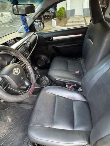 Toyota Hilux Una Cabina 2019 4x4 - Imagen 4