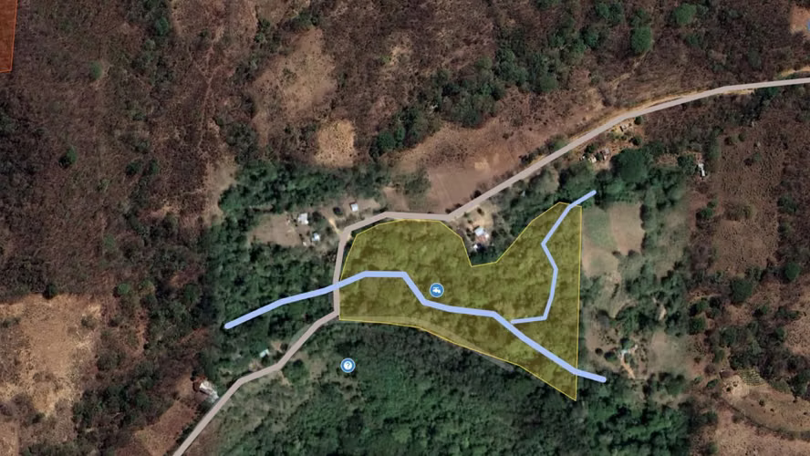 Oasis off-grid con quebrada y pozo cerca de Playa Hermosa – 4.5 manzanas - Imagen 11