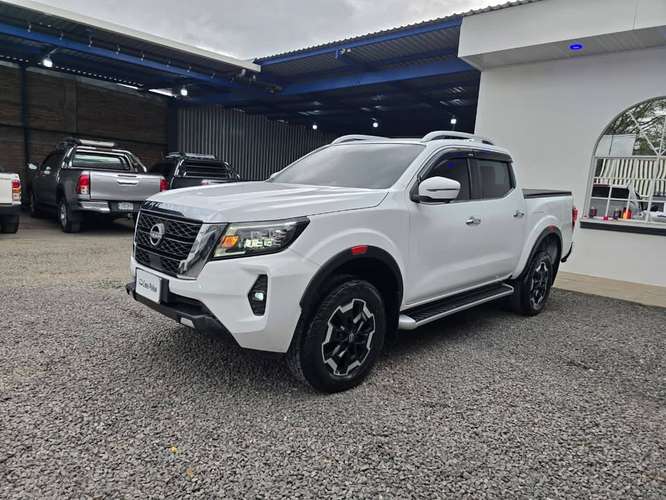 NISSAN FRONTIER AUT 2025