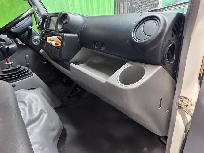 Toyota Dyna 2022