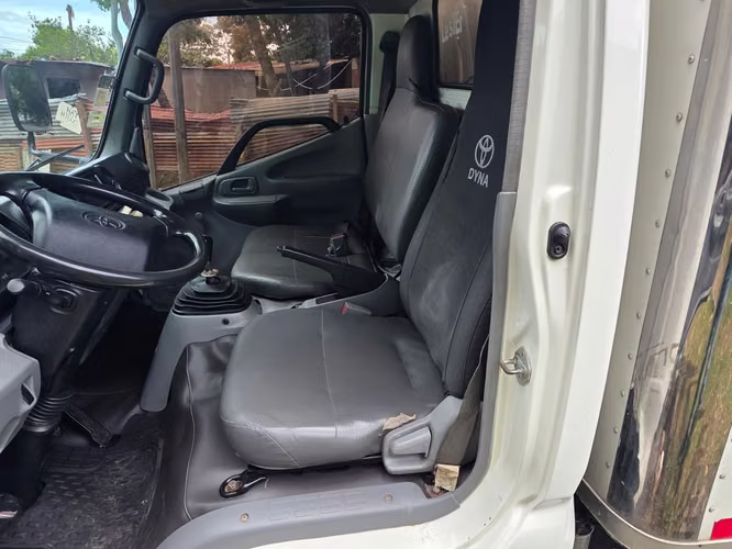 Toyota Dyna 2022