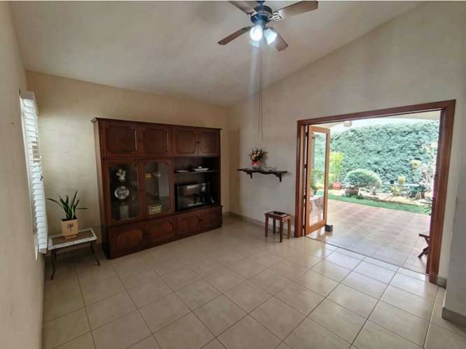  CASA EN VENTA – KM 17 CARRETERA A MASAYA - LP - Imagen 5