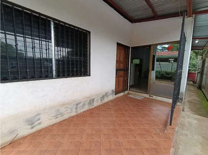 En renta casa fuera de residencial en la Carretera Vieja a León - LP - Imagen 6