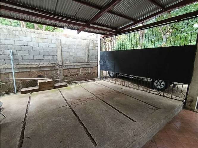 En renta casa fuera de residencial en la Carretera Vieja a León - LP - Imagen 4