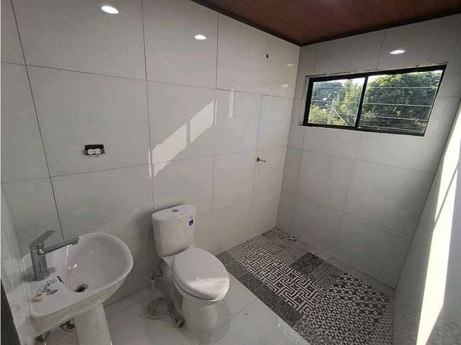 Reparto San Juan, Local Comercial en renta- LP - Imagen 5