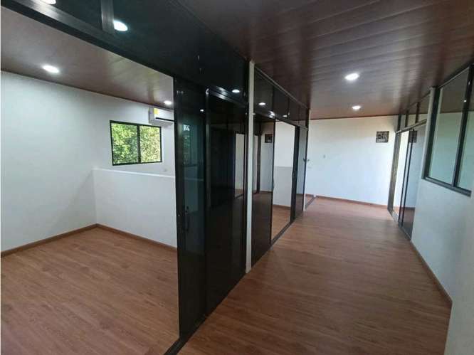 Reparto San Juan, Local Comercial en renta- LP - Imagen 4