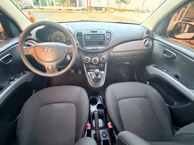 HYUNDAI I10 AÑO 2013 - Imagen 3