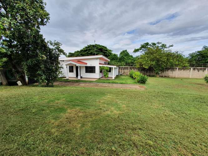  Se alquila linda casa en Km 12 Carretera a Masaya