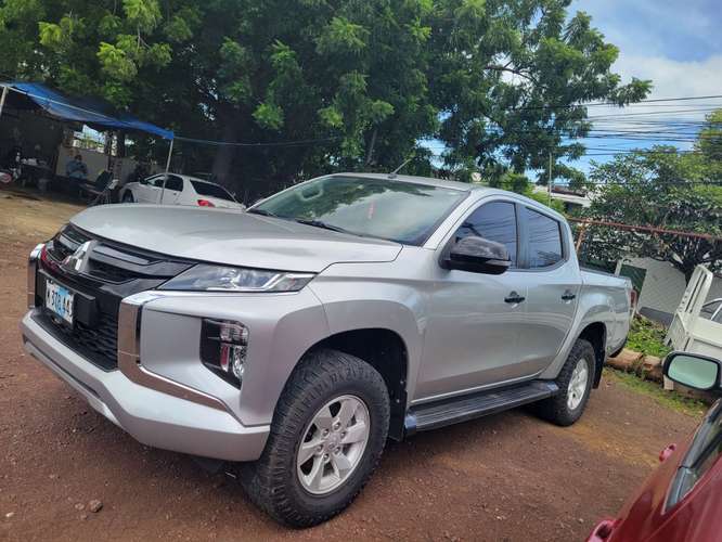 MITSUBISHI L200 SPORTERO, AÑO 2024. AUTOMÁTICA  - Imagen 3