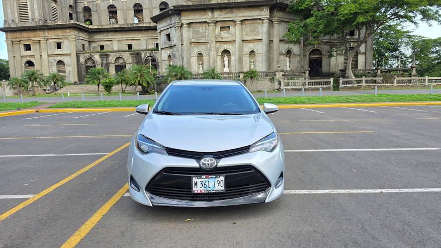 PRECIOSO TOYOTA COROLLA 2018