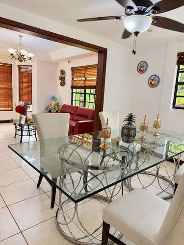 TP - CASA CON PISCINA EN ALTOS DE SANTO DOMINGO / U$290,000 - Imagen 4
