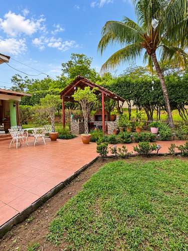 TP - CASA CON PISCINA EN ALTOS DE SANTO DOMINGO / U$290,000 - Imagen 3