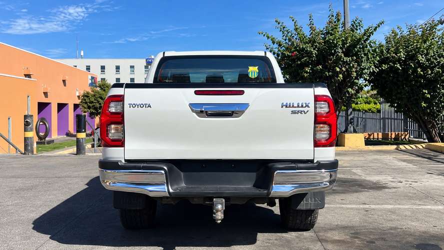 SE VENDE!!!!  TOYOTA HILUX 2022 – KIT SRV IMPECABLE!!! - Imagen 12