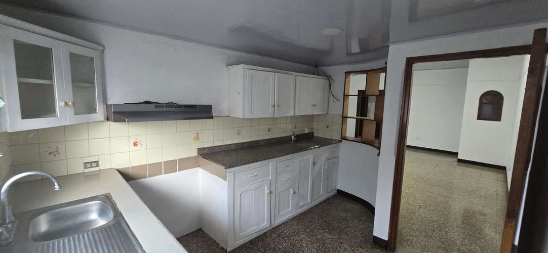 Alquiler de Casa en Reparto San Juan  - Imagen 10