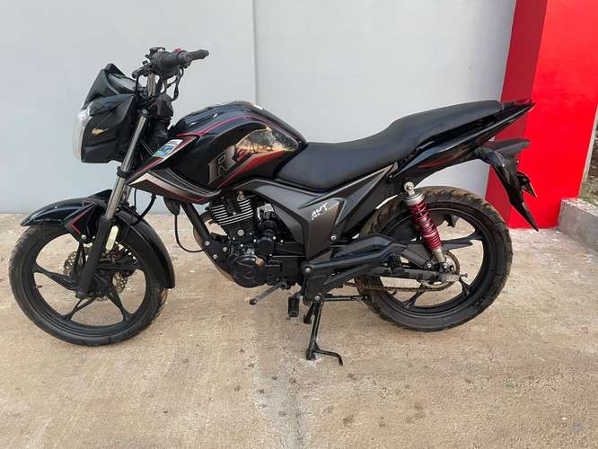 Akt evo r3 150cc Año 2025