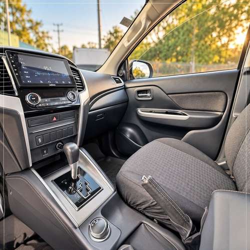 MITSUBISHI L200 SPORTERO 4X4 AUTOMATICA AÑO 2024 - Imagen 5
