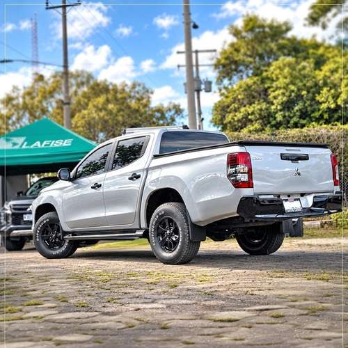 MITSUBISHI L200 SPORTERO 4X4 AUTOMATICA AÑO 2024 - Imagen 2