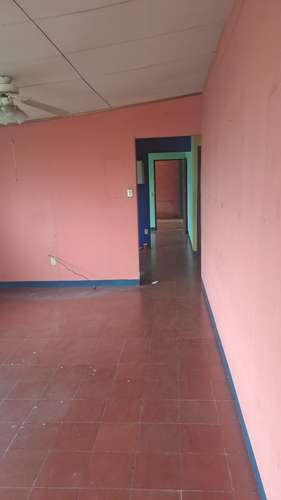 CASA PARA OFICINA Y BODEGA  - Imagen 3