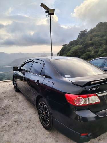 Vendo mi Corolla 2013 en muy buenas condiciones - Imagen 3
