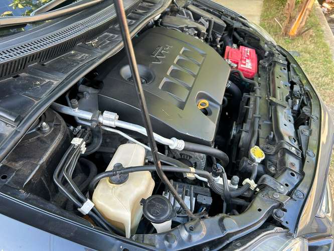 Vendo mi Corolla 2013 en muy buenas condiciones - Imagen 5