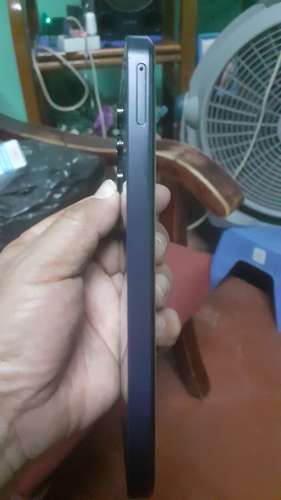 Se vende Samsung galaxy A15 usado y en buen estado con cover y protector de pantalla y su cargador.  - Imagen 4