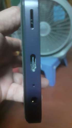 Se vende Samsung galaxy A15 usado y en buen estado con cover y protector de pantalla y su cargador.  - Imagen 2