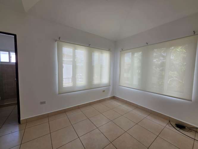 FH | Casa en Renta | Condominio en Las Colinas - Imagen 10