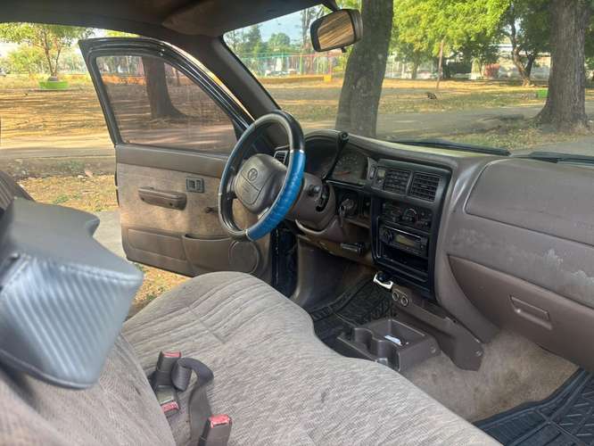 Toyota Tacoma 1998
