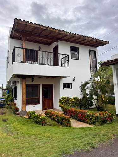 APARTAMENTO EN RENTA | GRANADA, NICARAGUA U$800