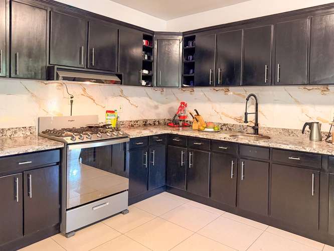 KC- QUINTA EN VENTA EN PLENO CENTRO DE NAGAROTE - Imagen 11