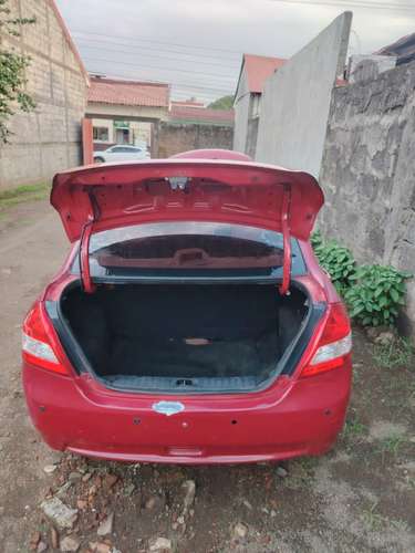 En buenas condiciones de funcionamiento. Un dueño. Motor en excelente estado.