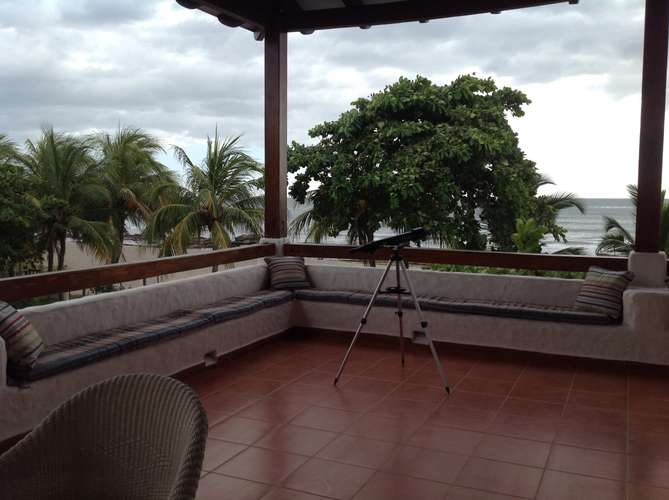 Espectacular casa frente al mar con todo incluido a la venta.