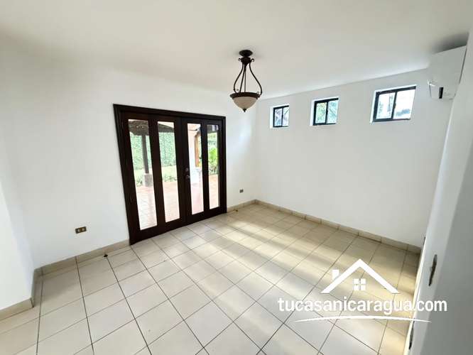  **CASA EN RENTA EN LA CONDESA, SANTO DOMINGO – MANAGUA** - Imagen 8